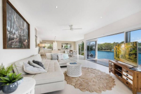 Shoreview ~ Family Home with Views, Quiet Location, Noosaville